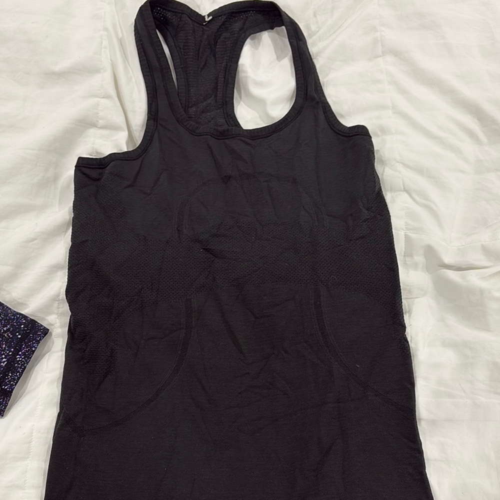 Black Sleeveless Women's Top